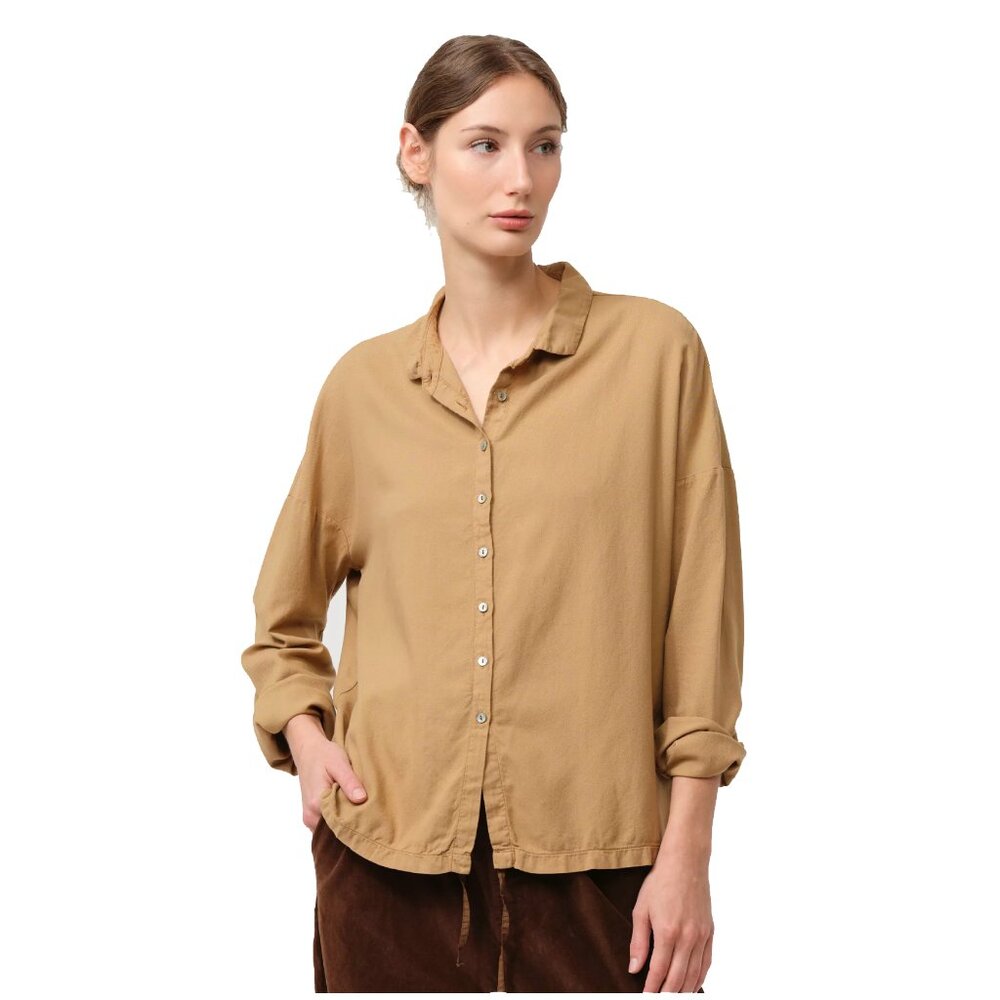 Album di Famiglia brand TVC Short Collar Shirt in color Sugar Brown - L